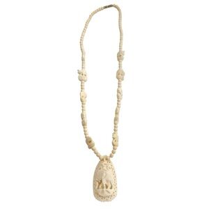 Vintage Hand Carved Elephant Necklace